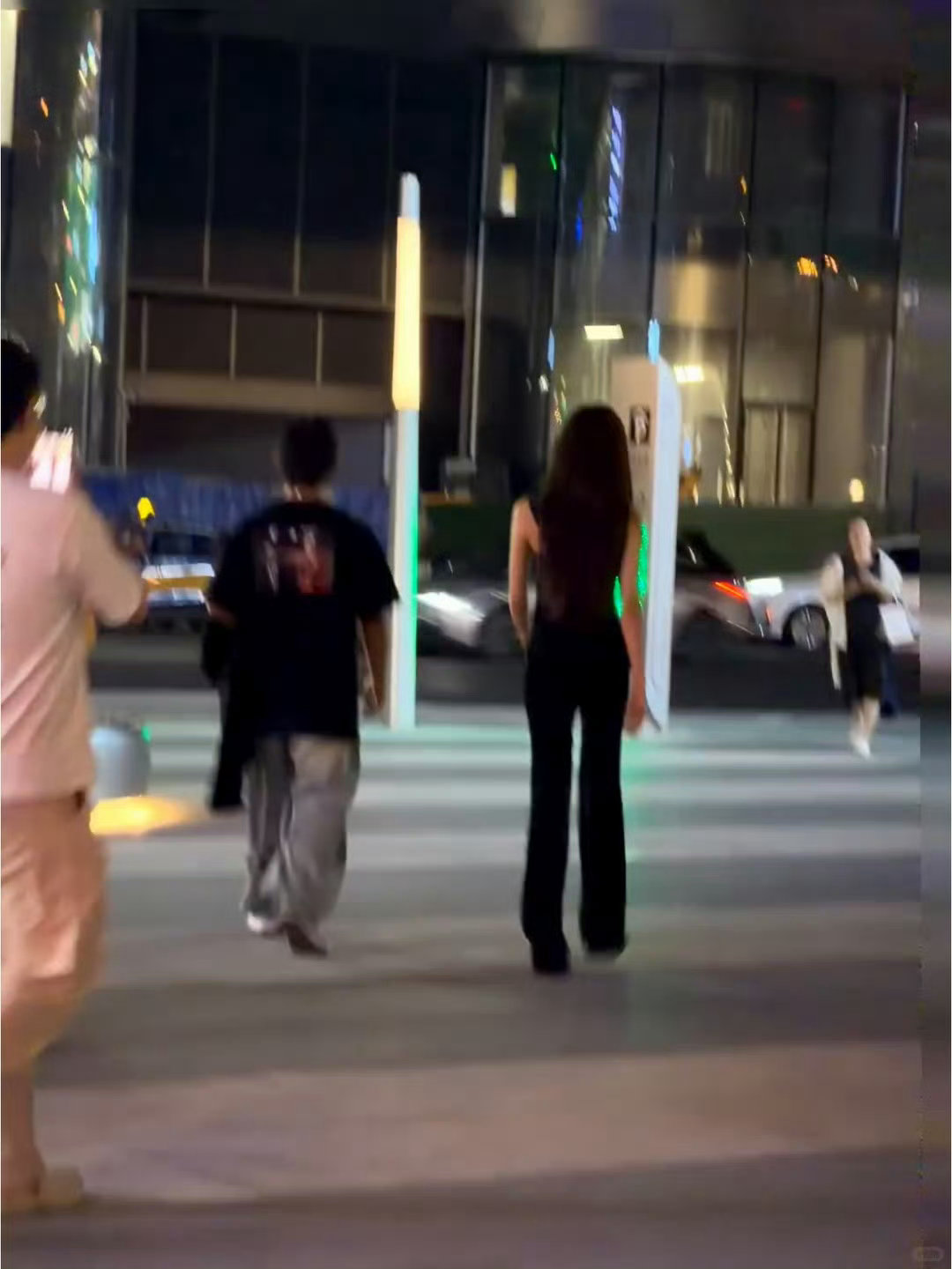 孙千Luke同款大片孙千杀回北京 孙千Luke同款大片，夯爆了 ​​​