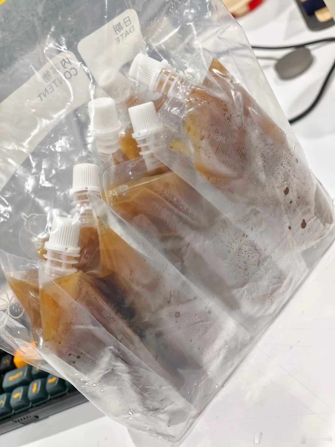 这个逼班上的也是吃上中药了兄弟们希望喝完能睡个好觉我的美食日记