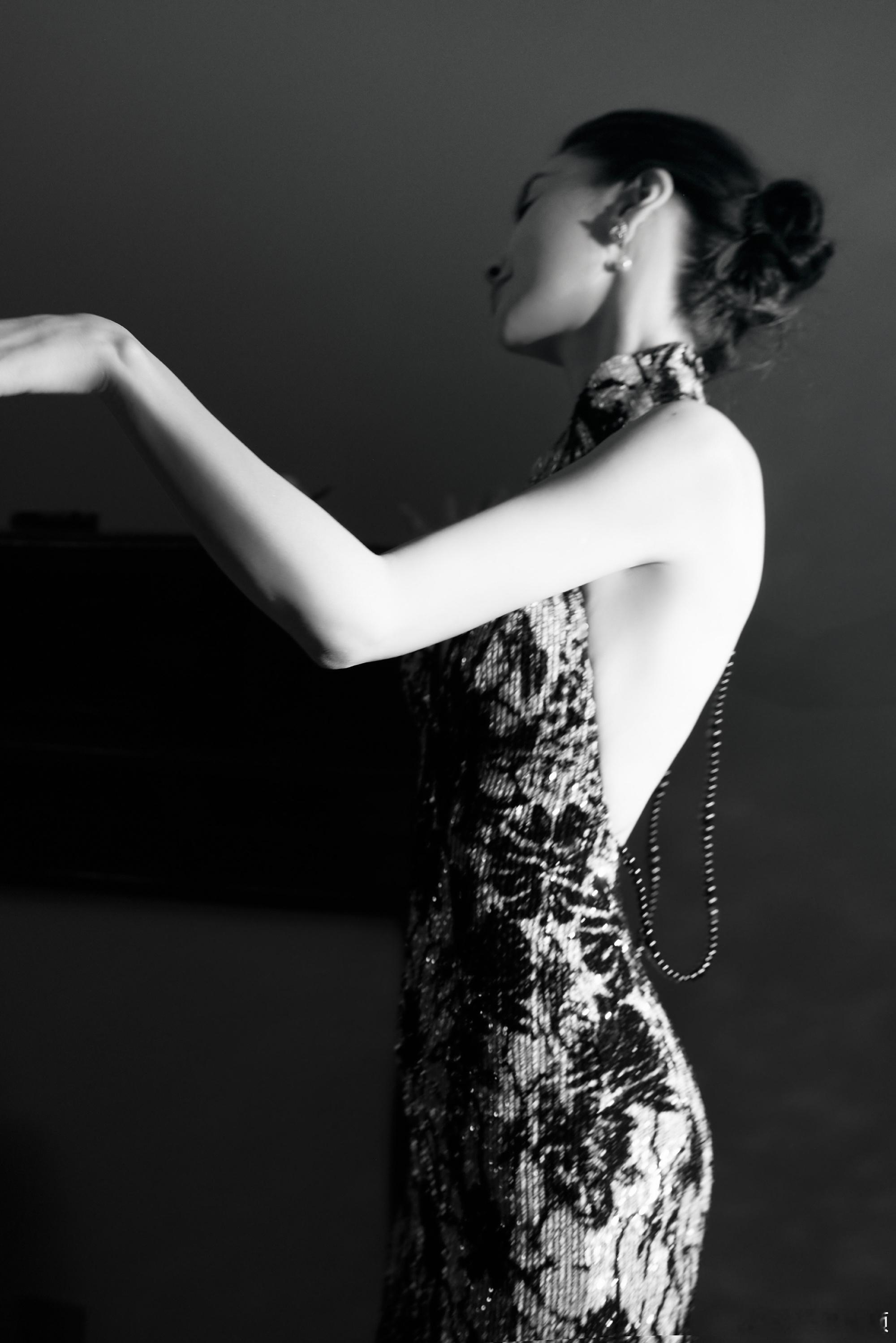 angelababy  angelababy君绮罗“你应该去扬帆远航，应该于困境