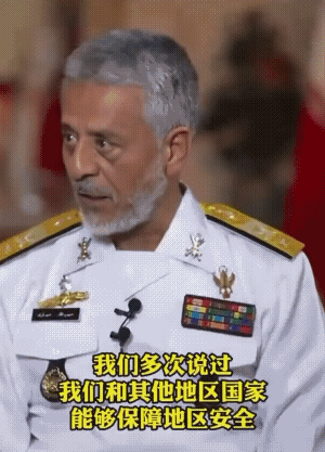 国家的空防力量一塌糊涂，形同虚设，现在的伊朗当局为当年自己的愚蠢和自以为是买单。