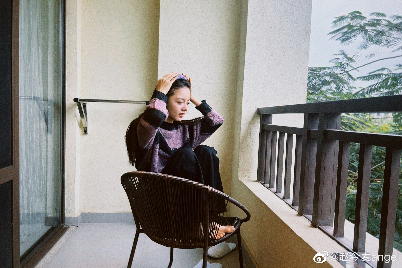 赵今麦徐迟 zjm 赵今麦无可替代颠倒世界的一万六千亩玫瑰凋落了，但你的长夏不会