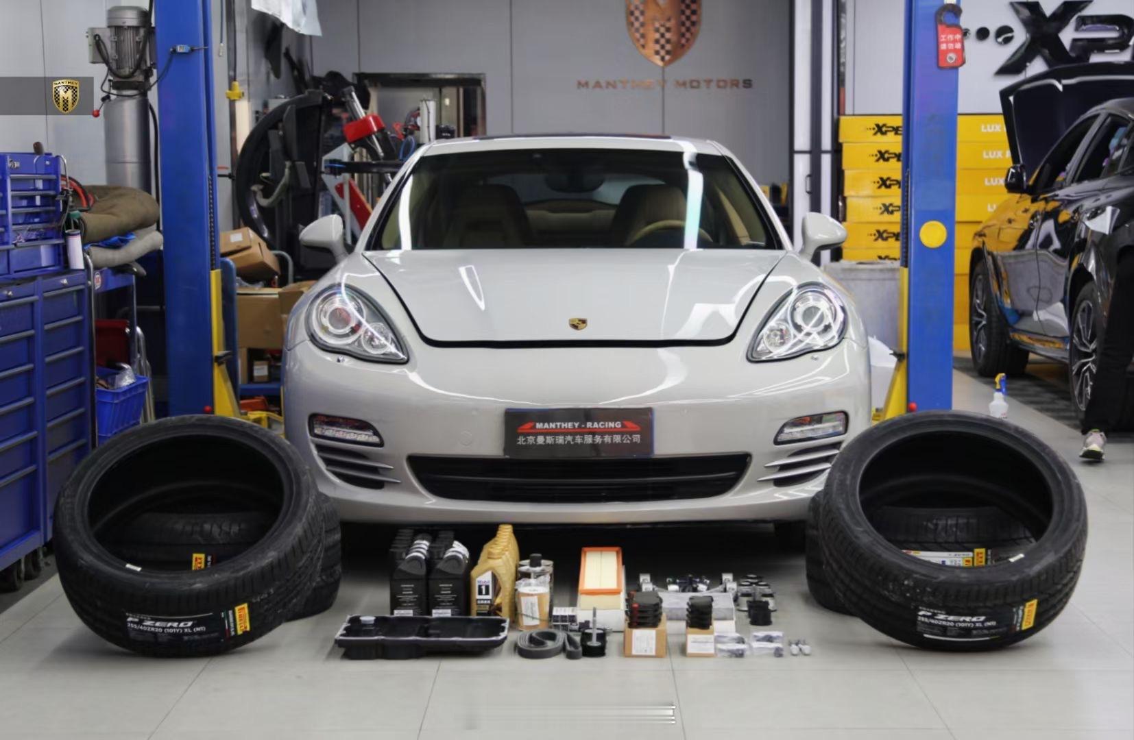 保时捷Panamera（970.1）做完全套大保养路虎卫士紧接着上架开始升级[干