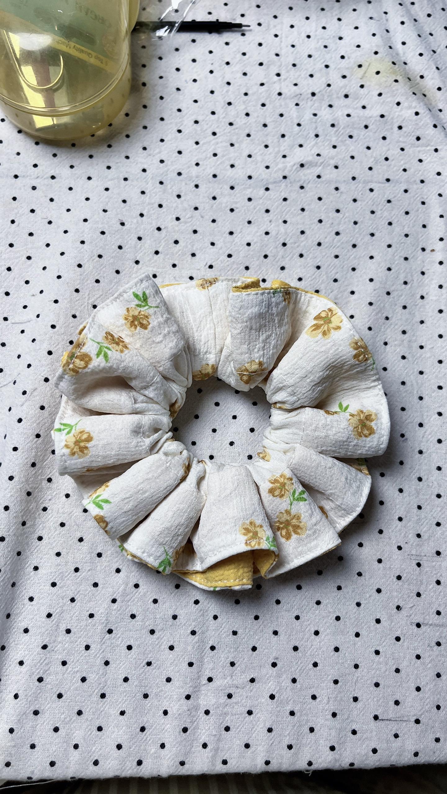 天气太热不好出去玩 只能宅在家做手工。花了八个小时做了这么多，手有点酸...