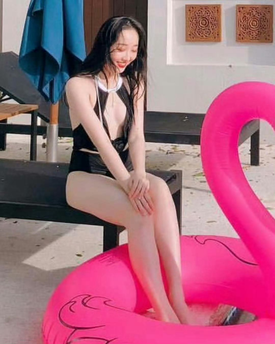 蒋梦婕早期泳装好肥