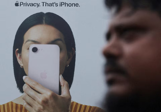 【苹果的印度梦遭遇重击：核心供应商被黑，iPhone 18 Pro机密文件被挂暗