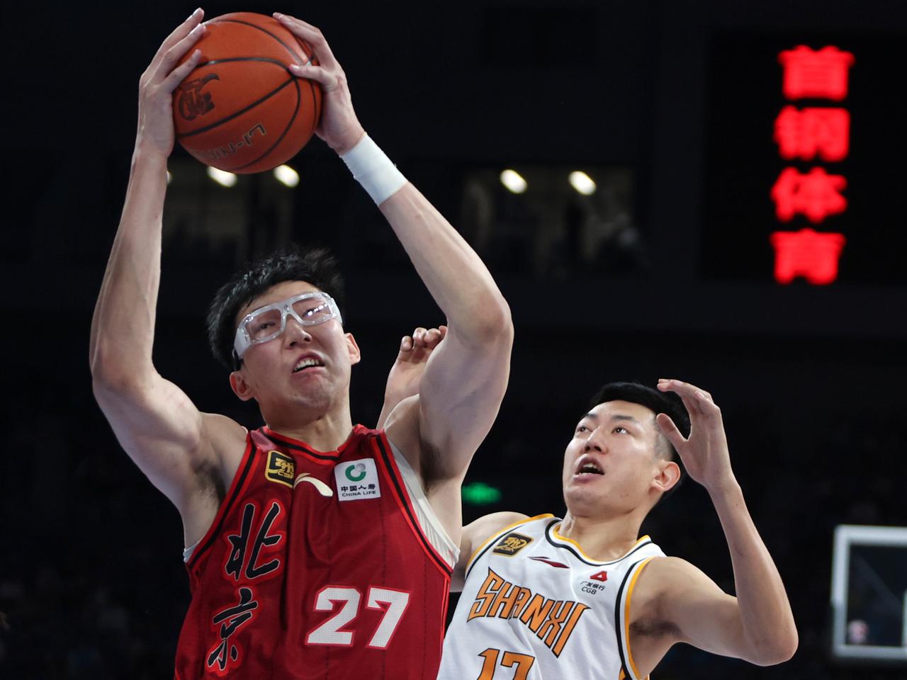 周琦真的迎来了职业生涯的新低？就在上场遭遇战，当北京队以86:88的战绩不敌吉林