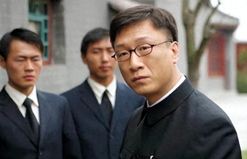 谢汉光新婚仅9天就前往台湾执行潜伏任务，一别42年后70岁归来，发妻仍在等待
1