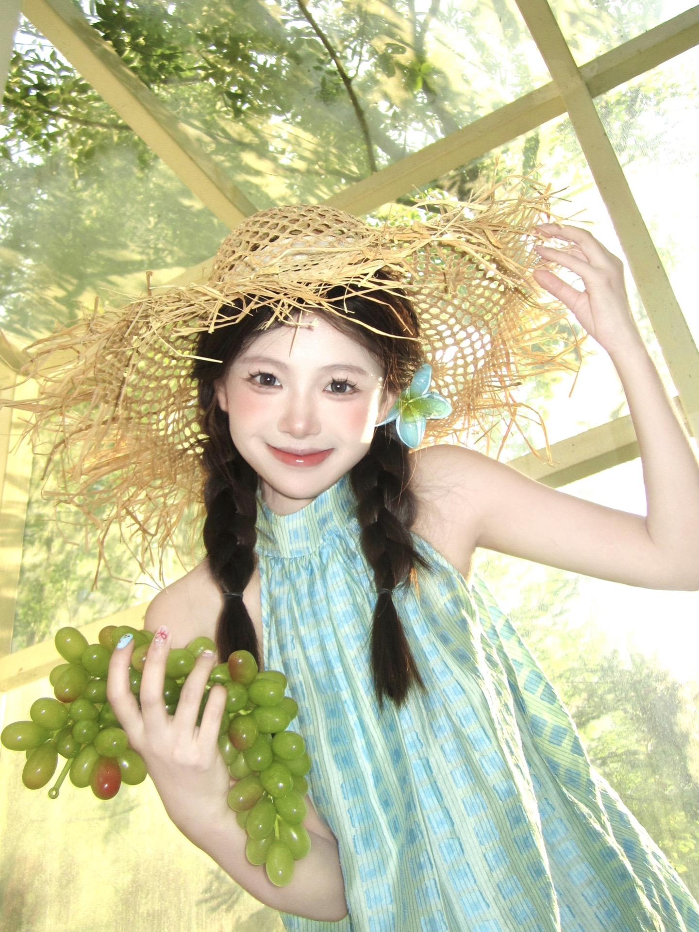 你说爱像云 要自在漂浮才美丽。