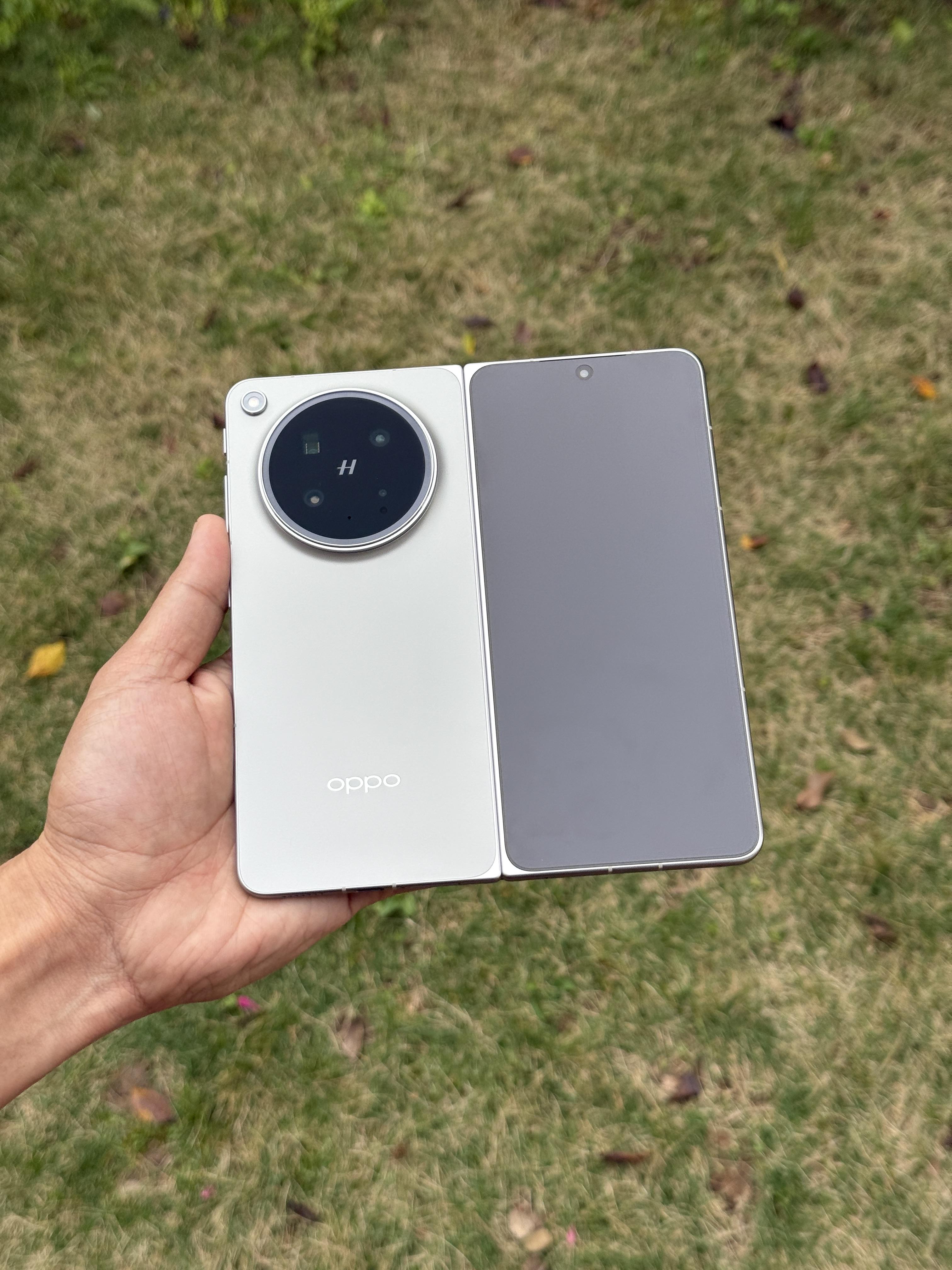 WC，N6这屏幕是真的平啊！我这是线下店直接提货的，不开玩笑，第一次见...