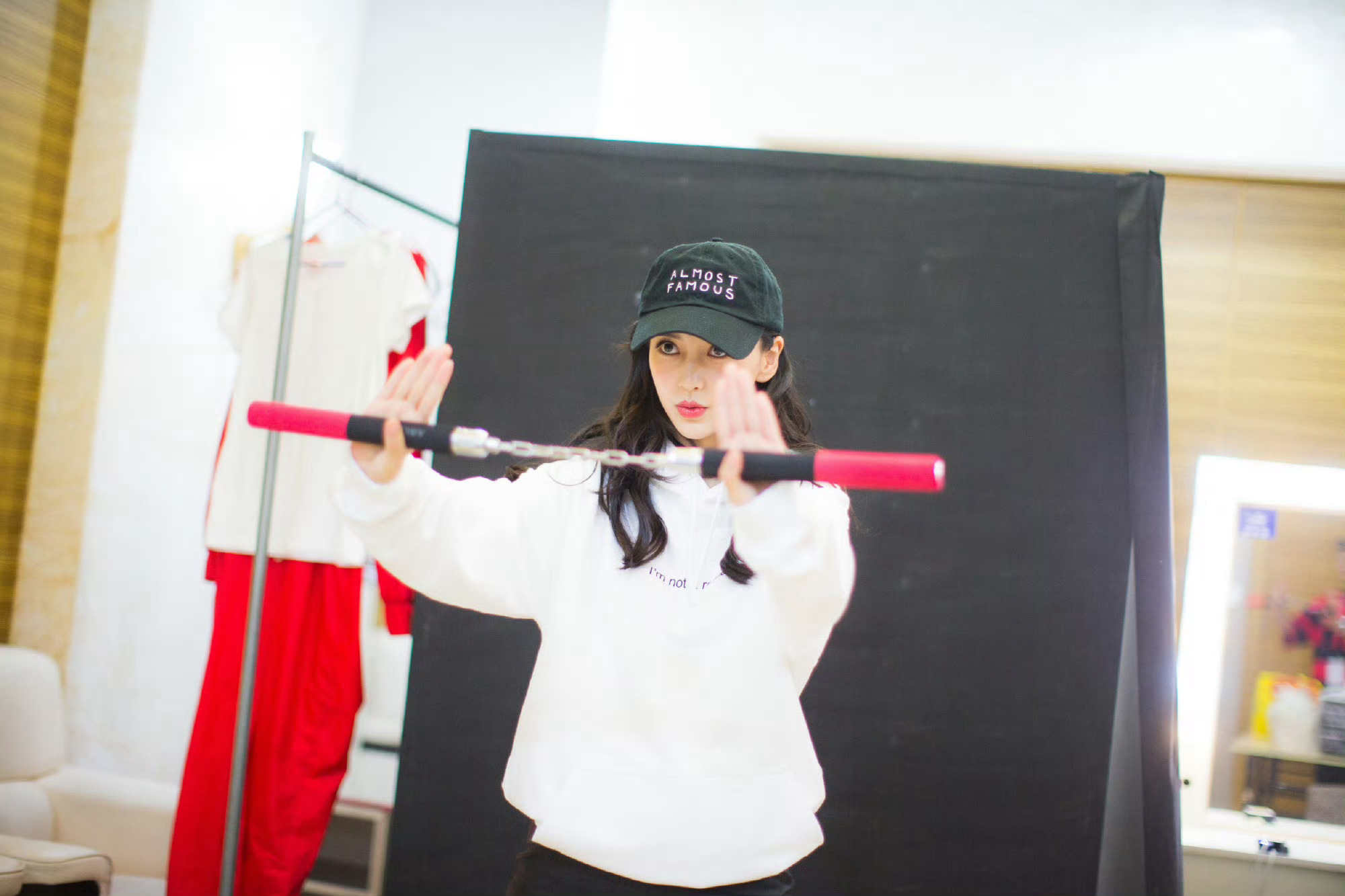 angelababy  angelababy “我将思念藏进风里 年年有风 年年