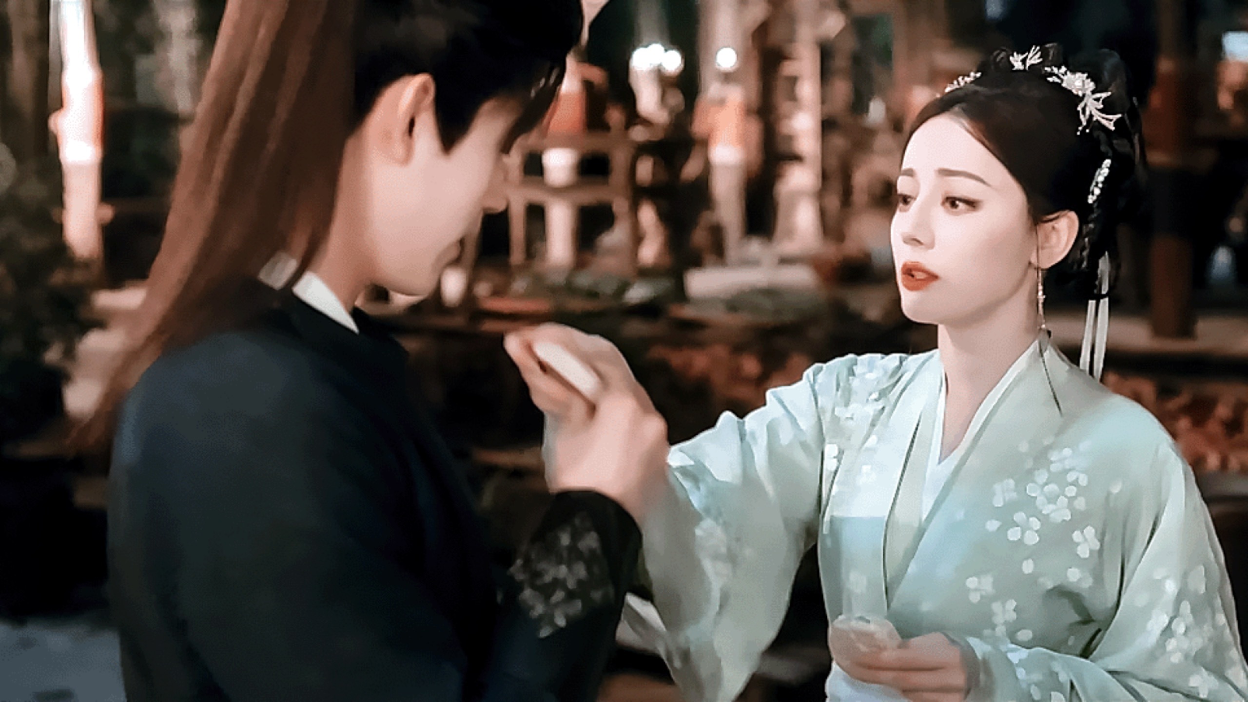 白日提灯剧情两极分化贺思慕真的懂了人间情爱吧，因为懂，所以她知道怎么伤人最深，怎