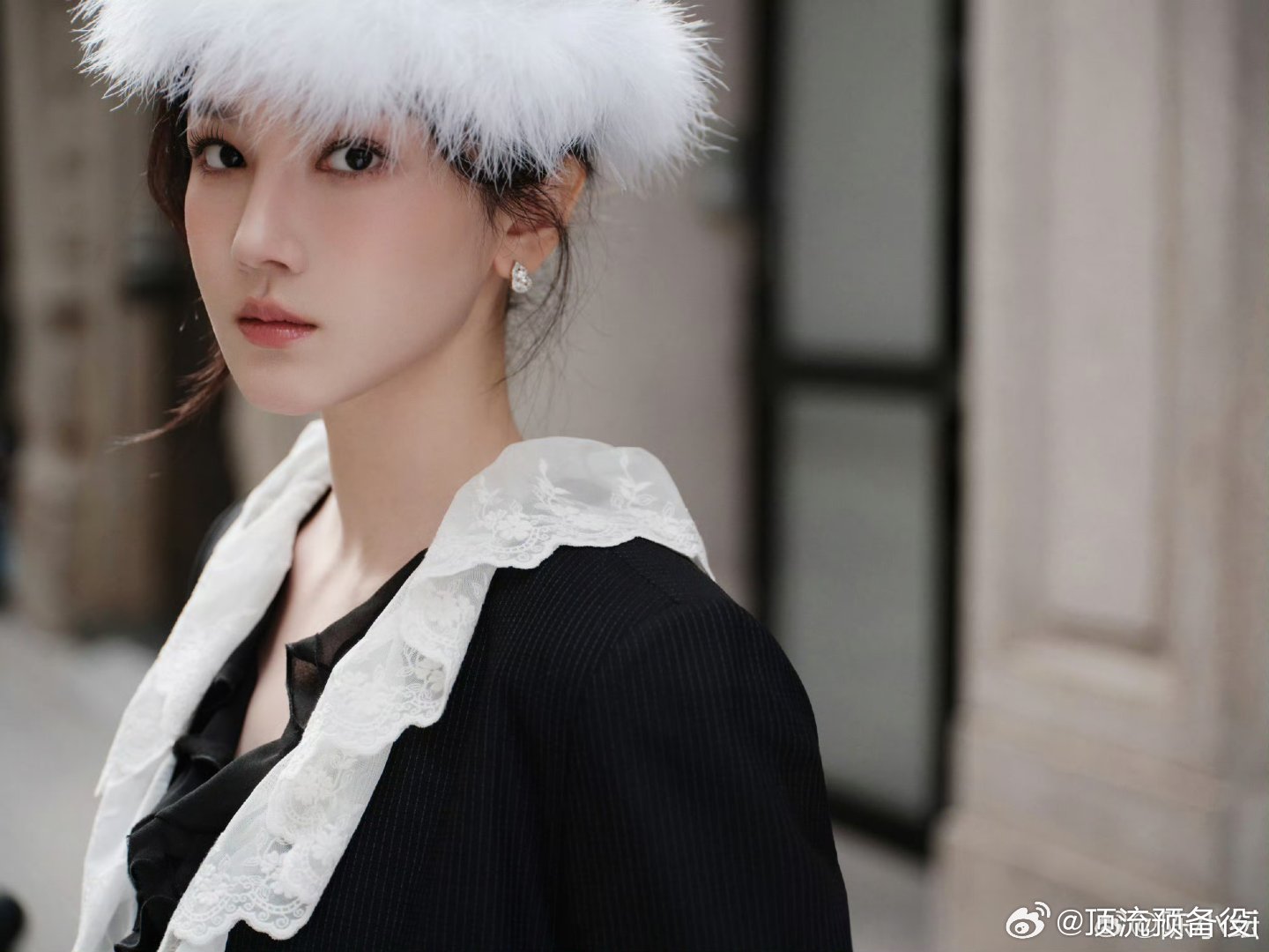 陈小纭米兰时装周首秀陈小纭米兰时装周造型，衣香鬓影就这么具象化了