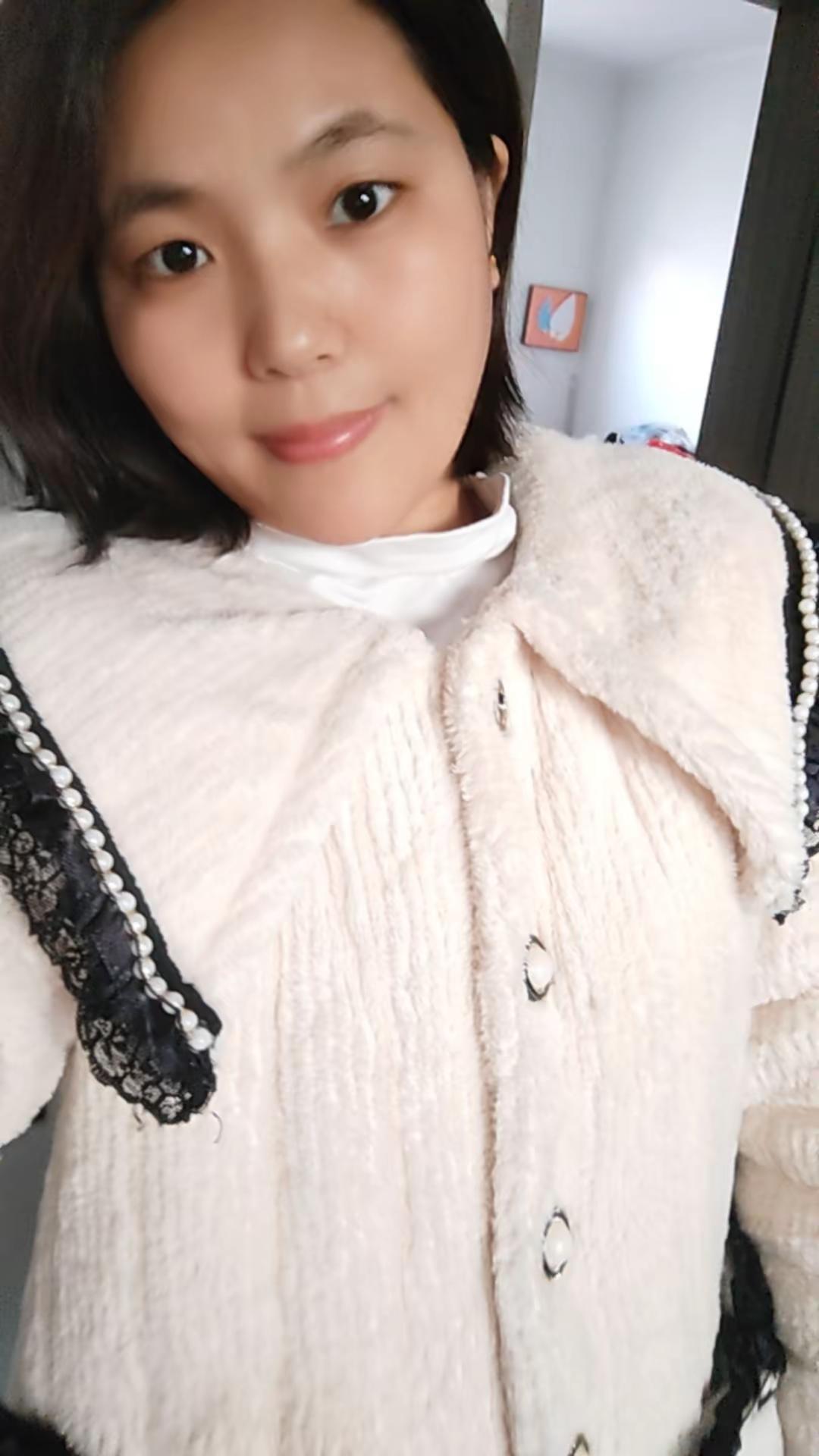 @没开美颜，开了一点磨皮，看着我是不是很丑。