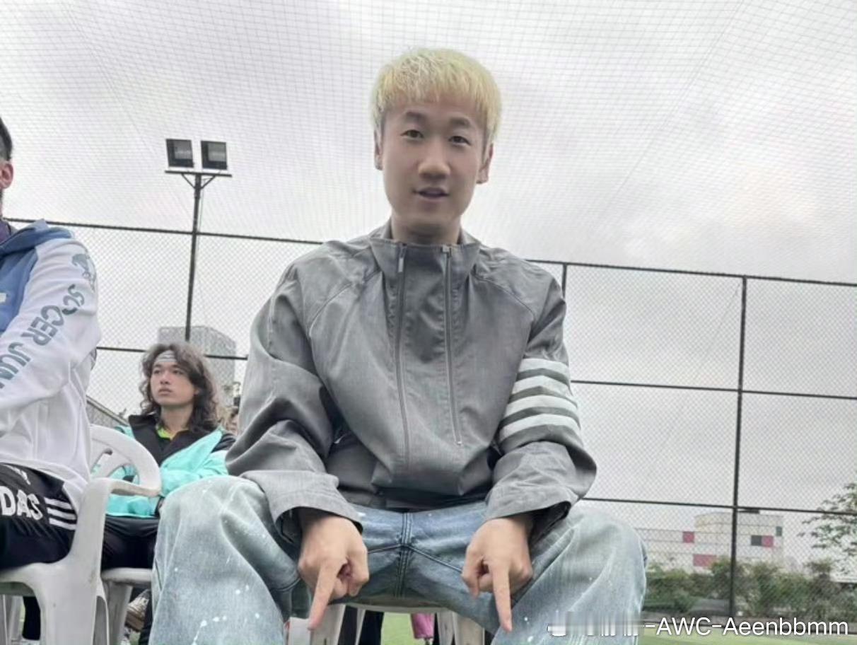 吴川青年你们买到票吗？ 