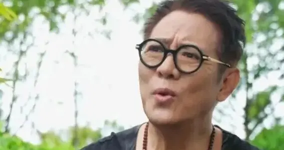 李连杰，否认