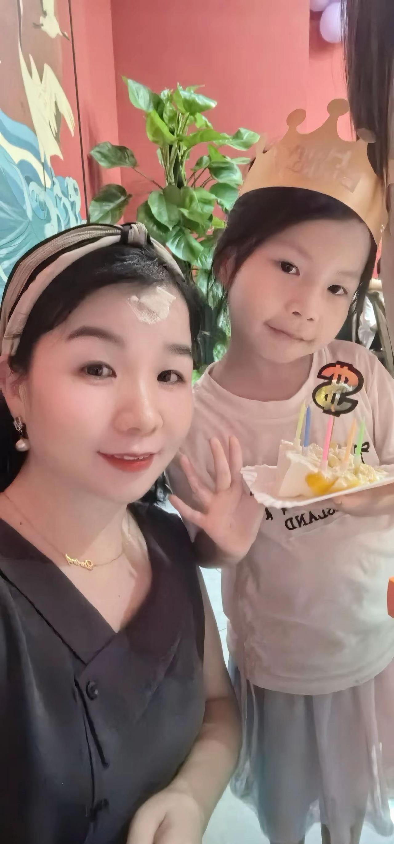 以三开头，以九结尾，三生万物，万物长久。幸会，我的39岁！行囊装满甜酸苦辣，往事