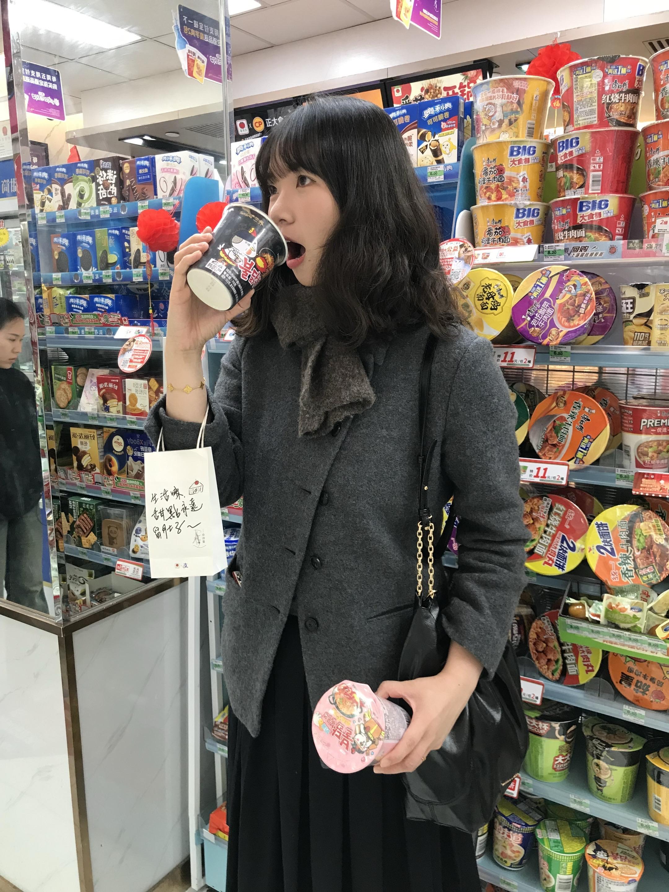 朋友说我把便利店拍出了日本的感觉😂