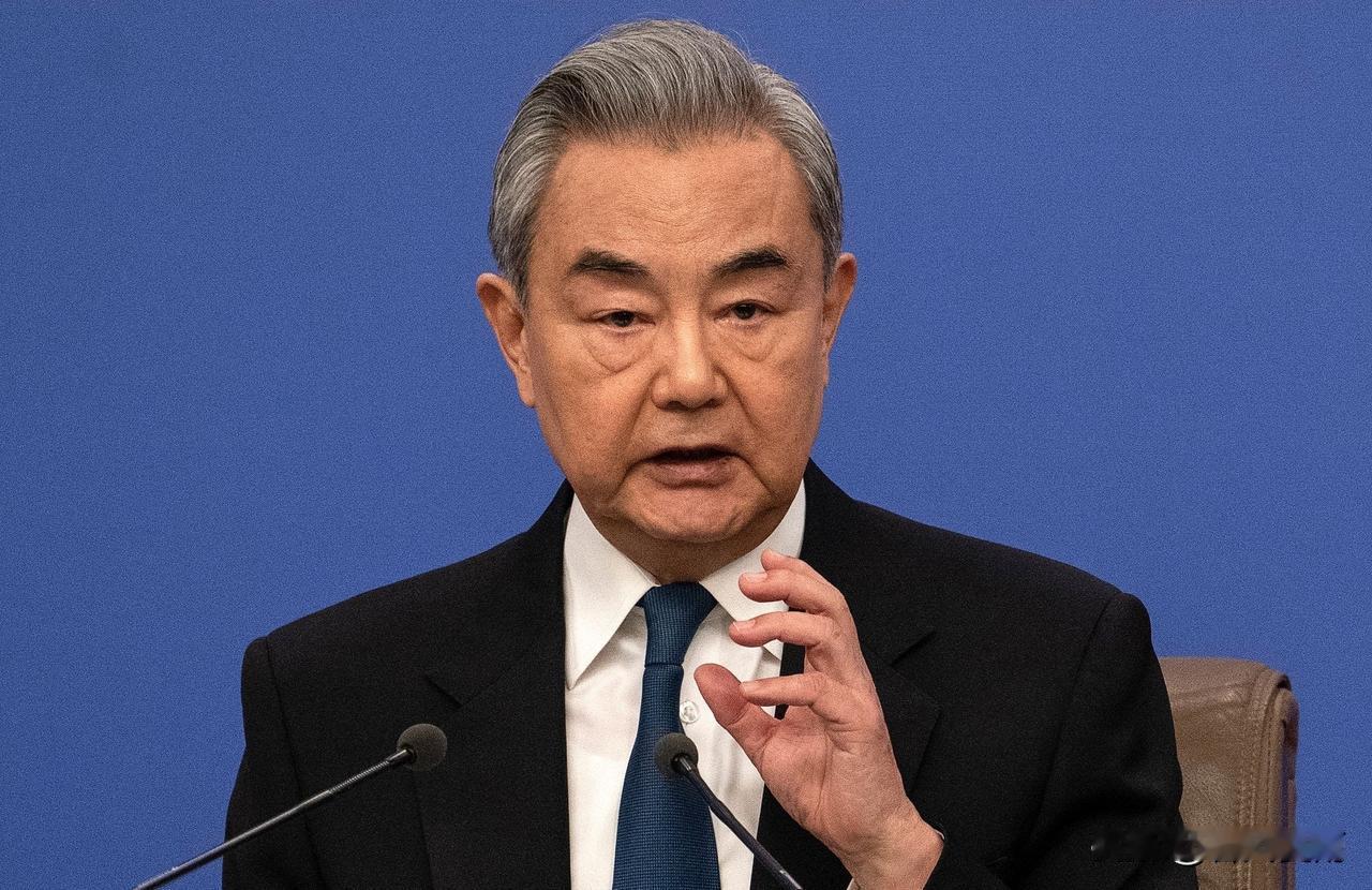 中国最重要，美国表态
为了能够和中国全面谈妥，彻底扫清访华障碍，美国真的是拼了，