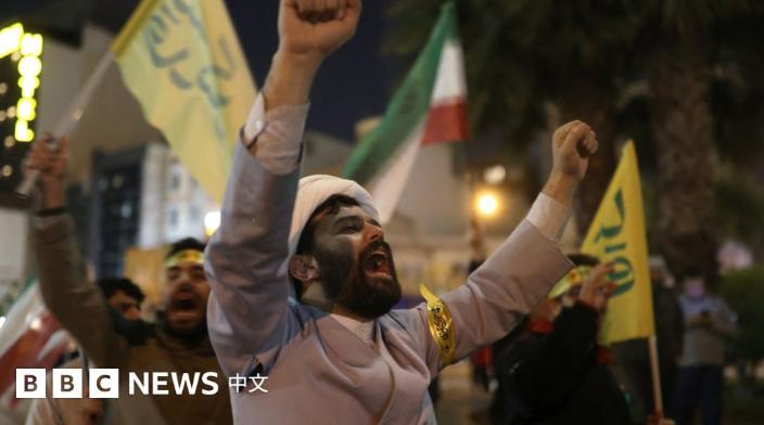 如今的美国，打伊朗就是给中俄看，想从心理上震慑中国，让中国知道美国，想打谁就打谁