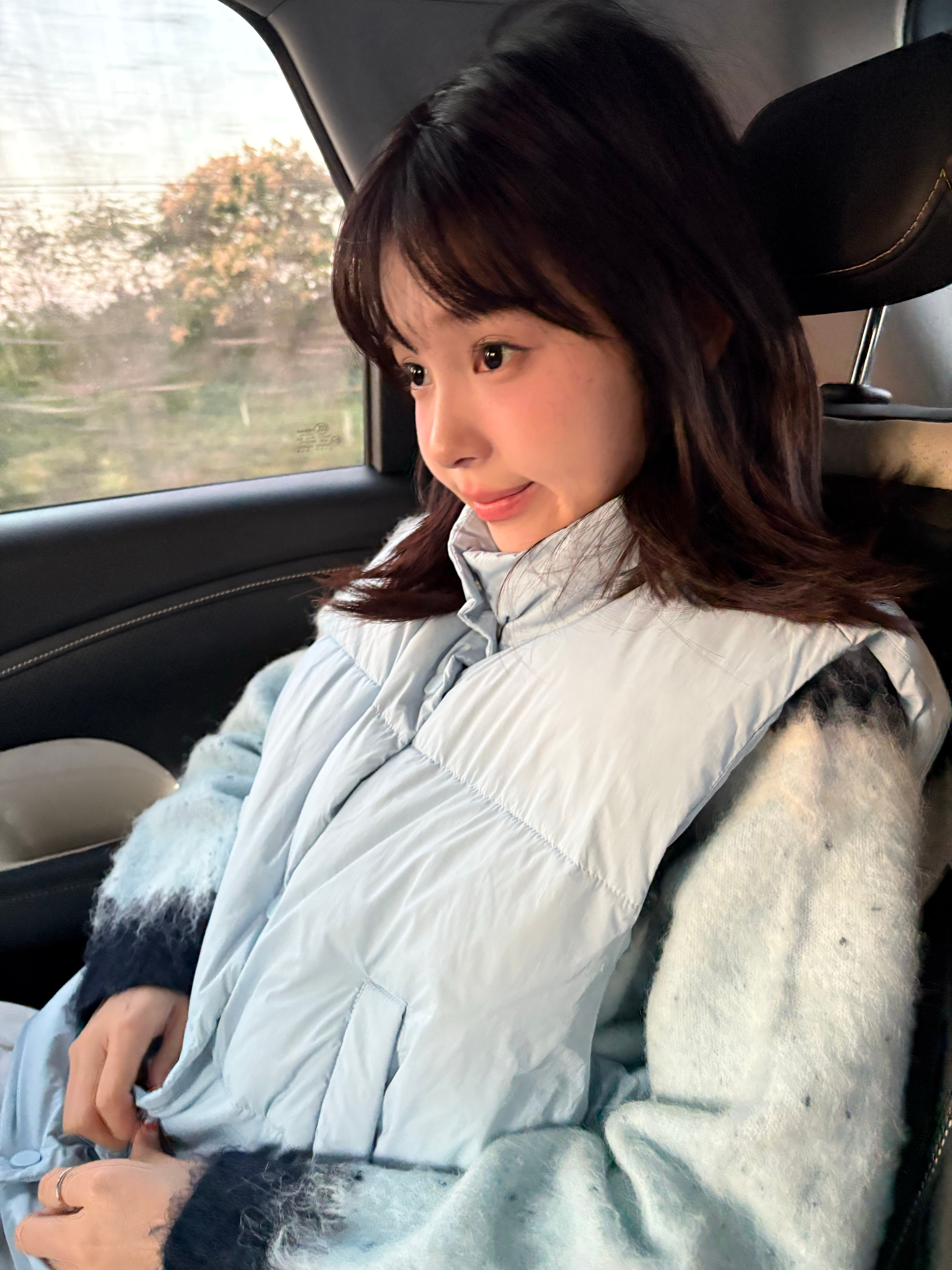 笑死我了剪完头发感觉自己回到了22年！得！ ​​​