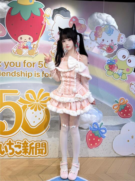 甜妹最爱～打卡上海三丽鸥联名餐厅！