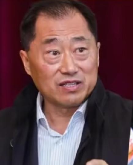 韩国足协不当招待中国足协人员。
于洪臣，3名嫌疑人之一！
2012年足管中心副主