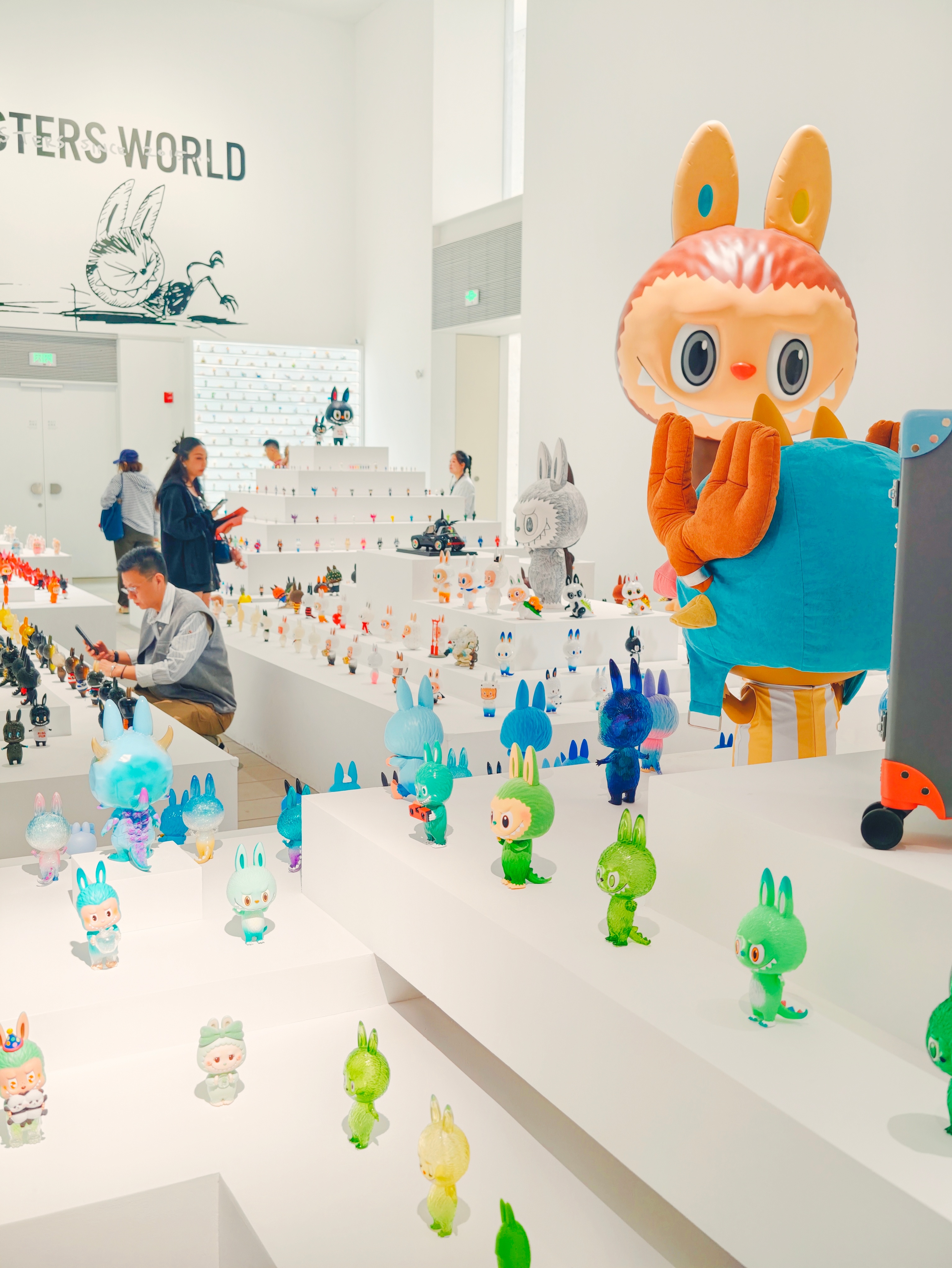 IP THE Monster 十周年展应该是国庆期间北京最好拍的展了带大家云逛一