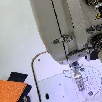 0000青提的种植方法：一、选地与整地：选择交通便利、向阳、土壤肥沃、通风良好且