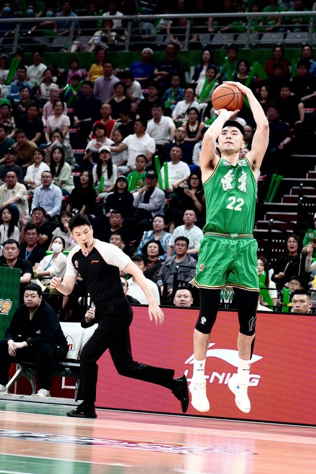辽篮精神就是每一个人都能在球队困难的时候站出来！Fighting Cooper?