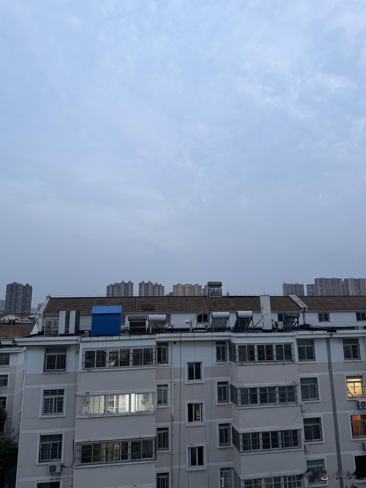 没文化真可怕。一群叫嚷排外的如雨后春笋！看似说的“头头是道”，实则是愚昧无知。