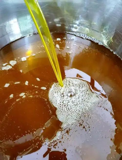 标题：谁才是真正的“油料冠军”？排名出炉，花生只能排第四！
咱老百姓过日子，柴米