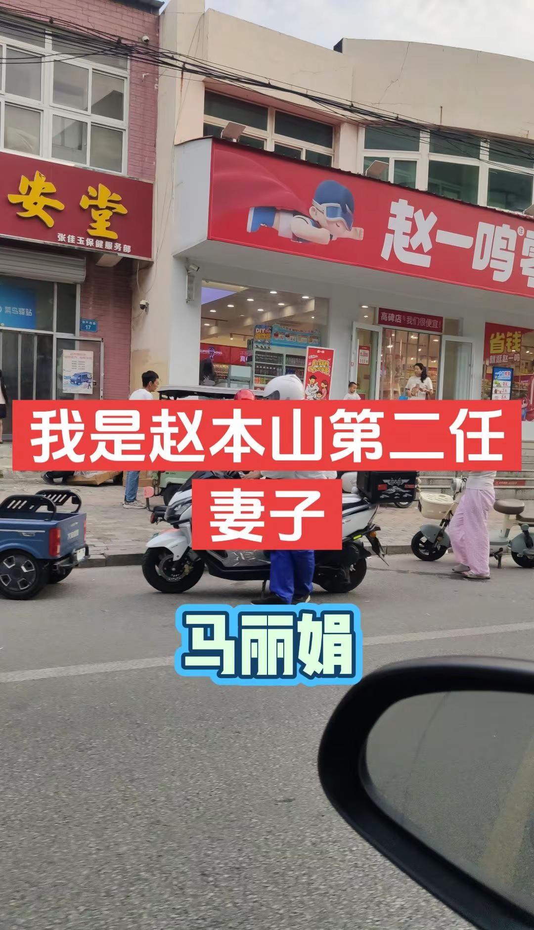 中国女团世乒赛1-2绝境翻盘:孙颖莎连砍两分,王曼昱决胜局救赎,中国女团惊险夺冠