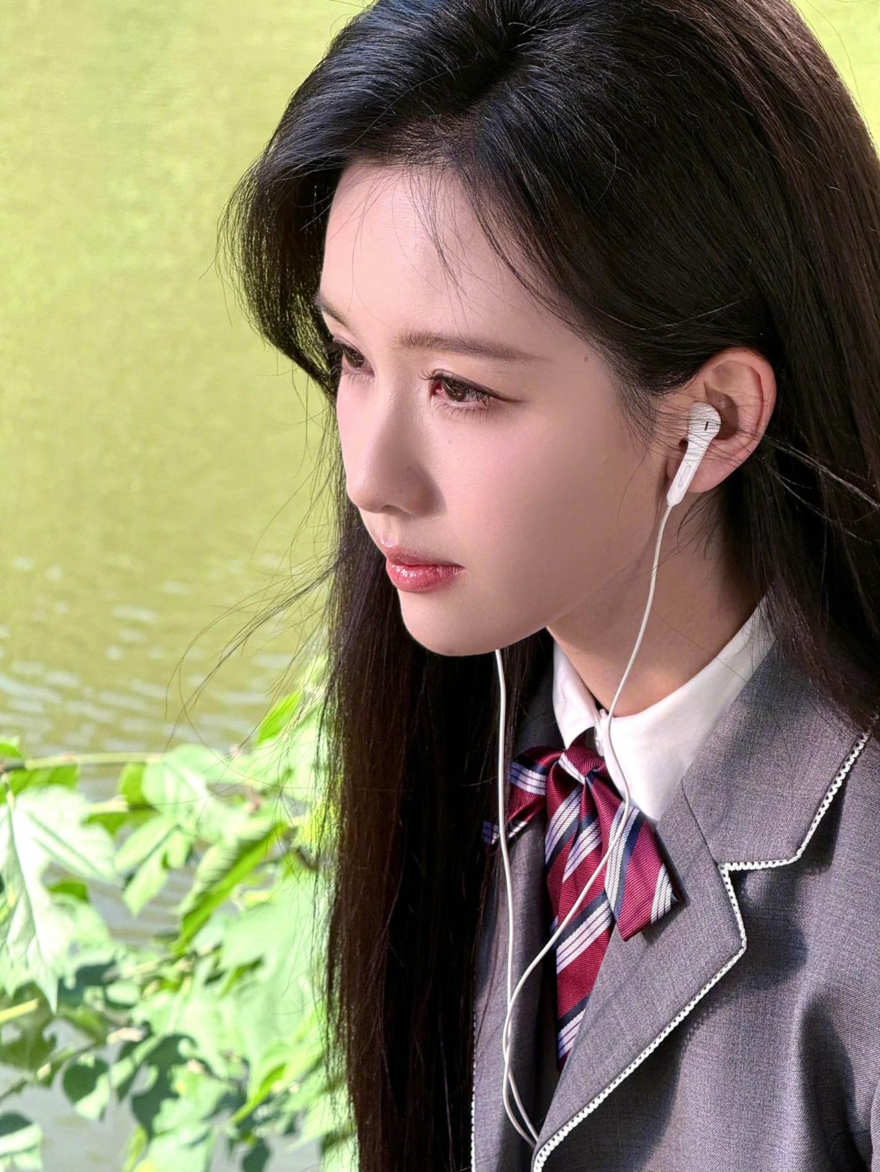 陈都灵，你最喜欢的气质女演员是谁呢