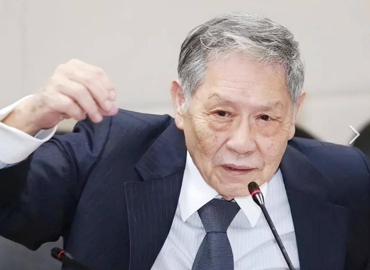 台湾地区退役中将帅化民的一句话炸了锅：“如果九成台湾人不支持统一，解放军统一将没