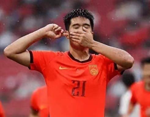 国足1:2遭韩国逆转！不得不承认的6大事实，王钰栋破咒难掩"软肋"