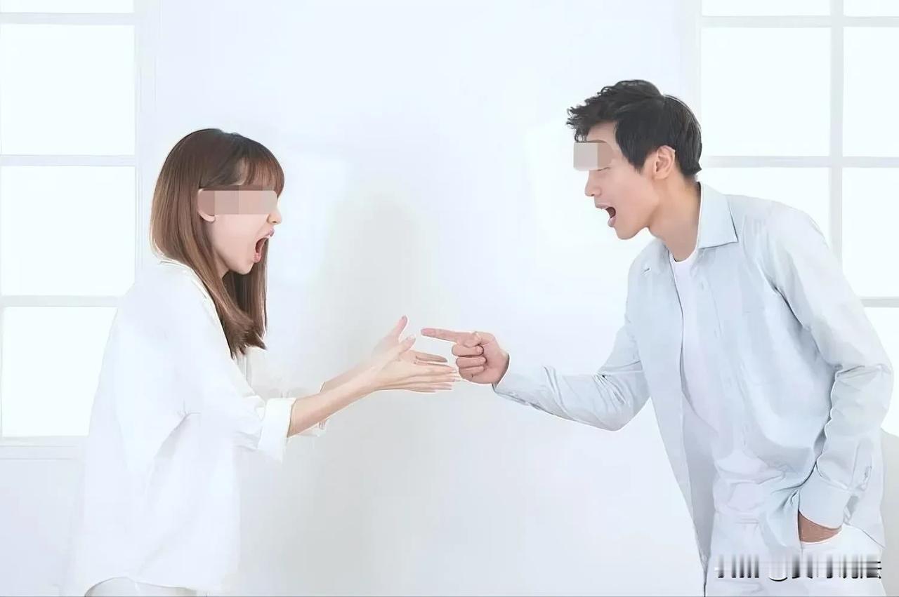 太冷漠了！辽宁，一男子和女友发生争吵后，女友赌气跳河自杀，男子见状，因害怕担责，