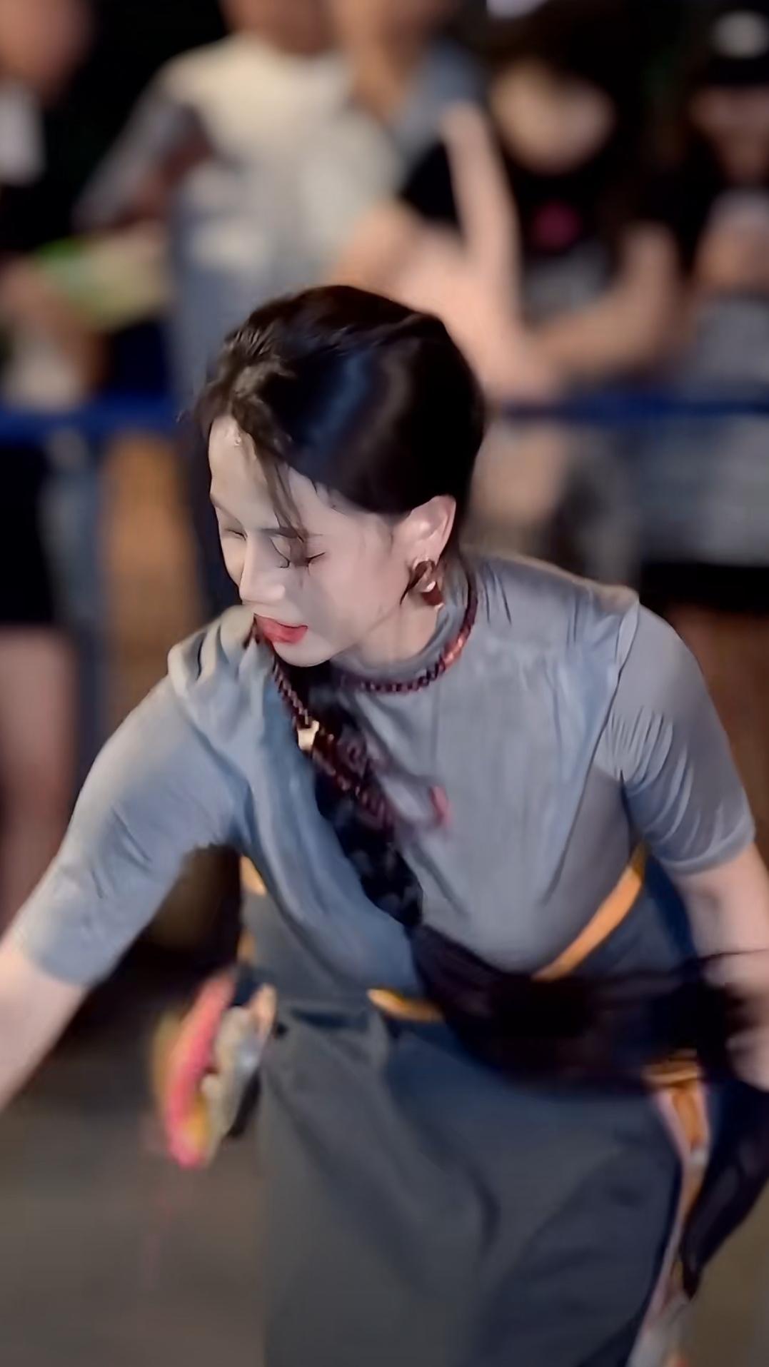 #穿出自信穿出美丽