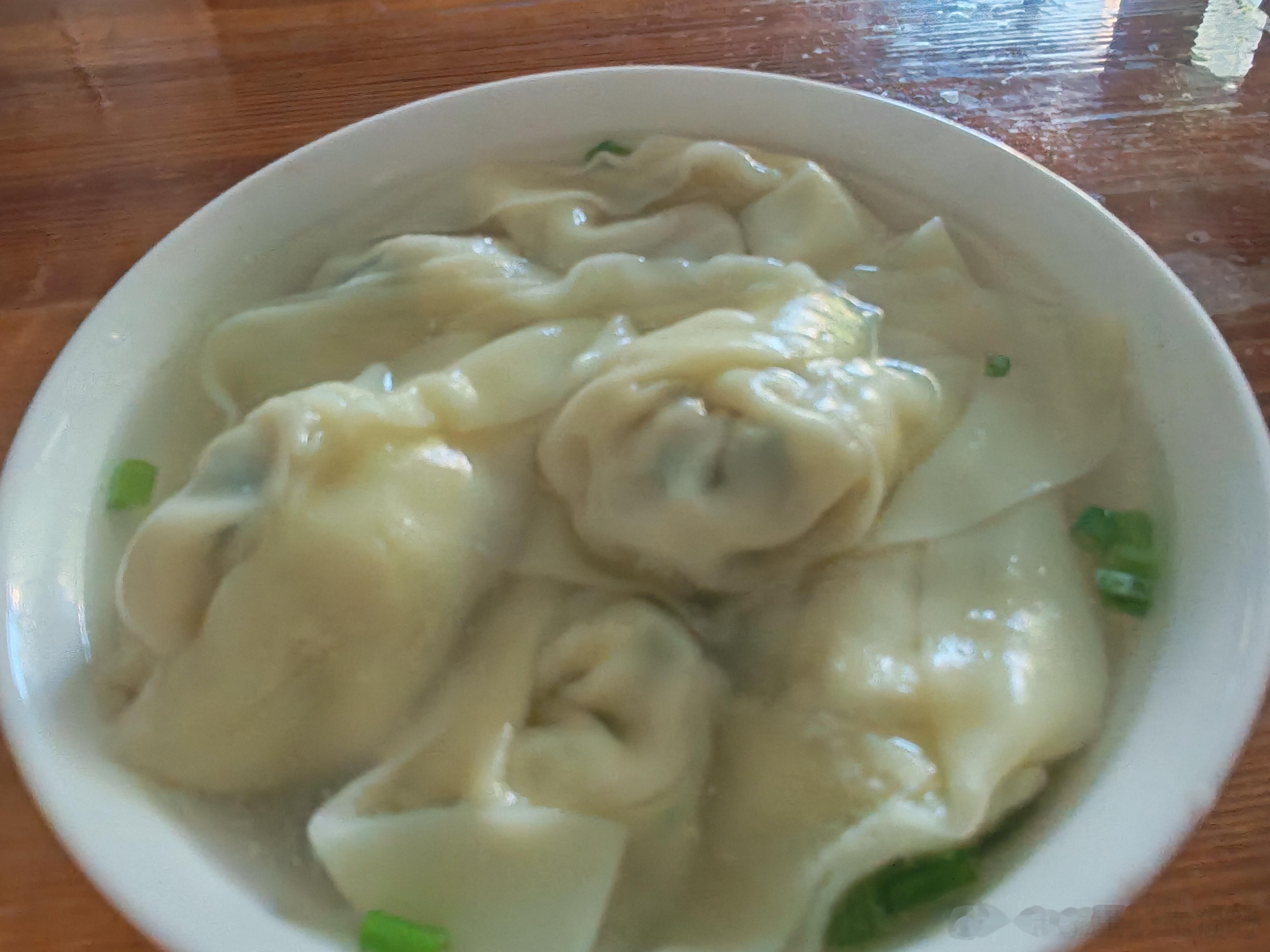 早上好现包的馄饨就是好吃 ​​​