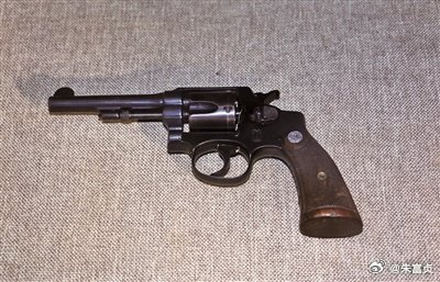 我们隆重纪念中国人民解放军第十三兵团政治委员、总干部部第一副部长、北京军区政治委