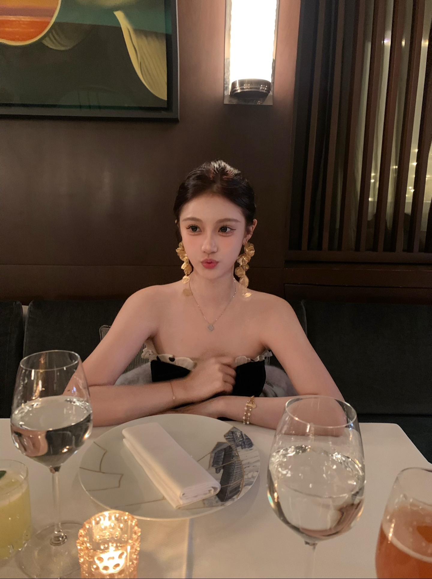 12/21/2024🎂🥂🤍🫶🏻 ՞⸝⸝'ᜊ'⸝⸝՞♥︎