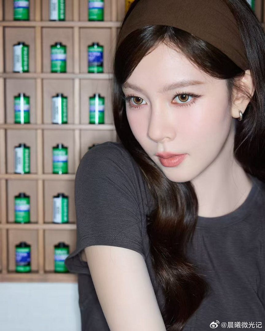 宋妍霏 少关注人的臀有人追求瘦，宋妍霏追求“强”。看她充满力量感的体态就知道——