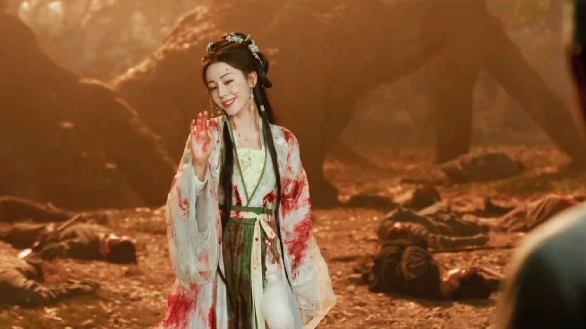 迪丽热巴 x 白日提灯丨贺思慕就这个纯正女鬼味白日提灯定档 热巴好汹涌的爱意