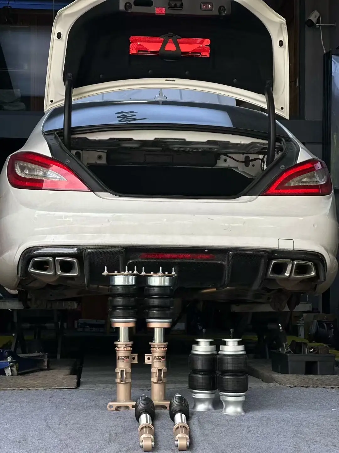 这款避震你们应该很少见吧