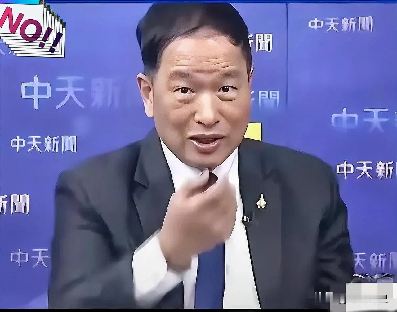 台湾退役将领张延廷：我认为中国大陆通过春晚向外界展示的机器人，他肯定是有目的有猫