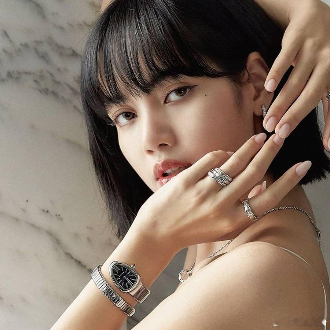 LISA x BVLGARI宝格丽 ​​​