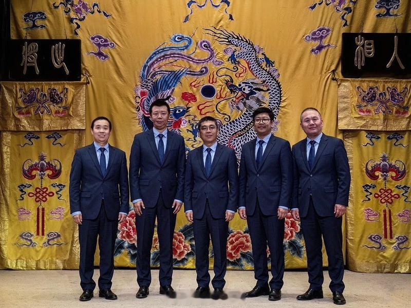 听工场评书天团，哈哈哈12天12场12个社区说《三国》，评书巡回演出新街口街道圆