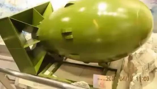 日本真要造核弹，中美俄三国联手能不能按住？金灿荣说单靠中国拦不住，可如果华盛顿、