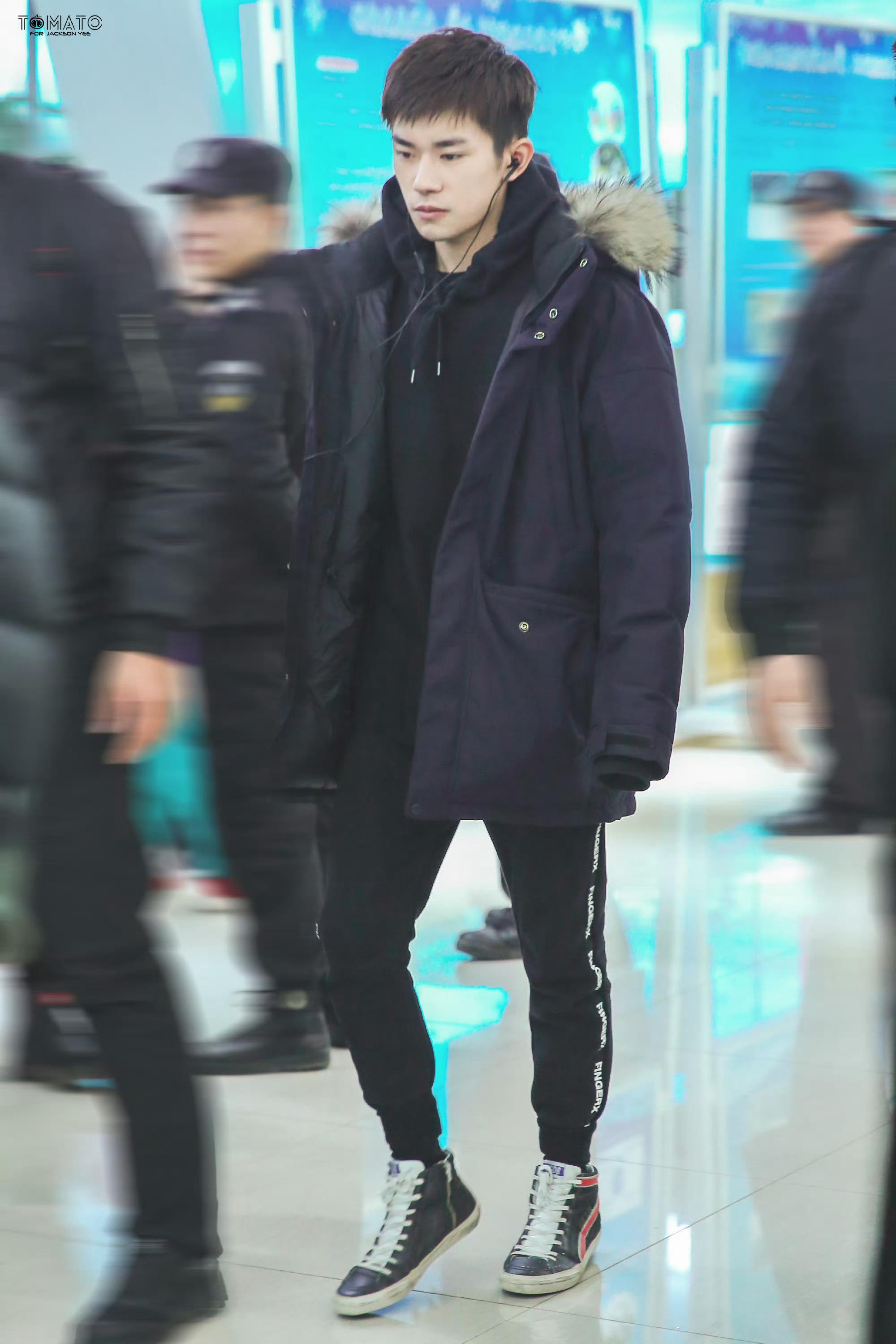 严sir上学时候易烊千玺电影惊蛰无声四字 易烊千玺 yyqx 四字弟弟