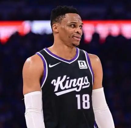 北京时间12月9日，明天的NBA常规赛只有3场比赛，赛程如下：

第一场08：0