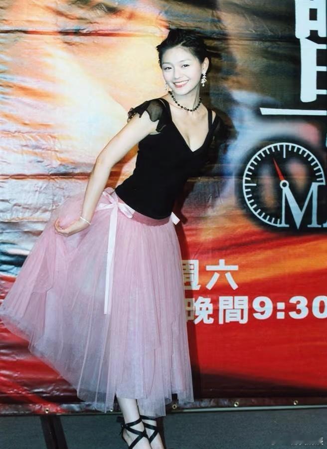 台媒说大陆网友力挺具俊晔 两边都不挺，我们只是很心疼大S，觉得她本该活的更好，走